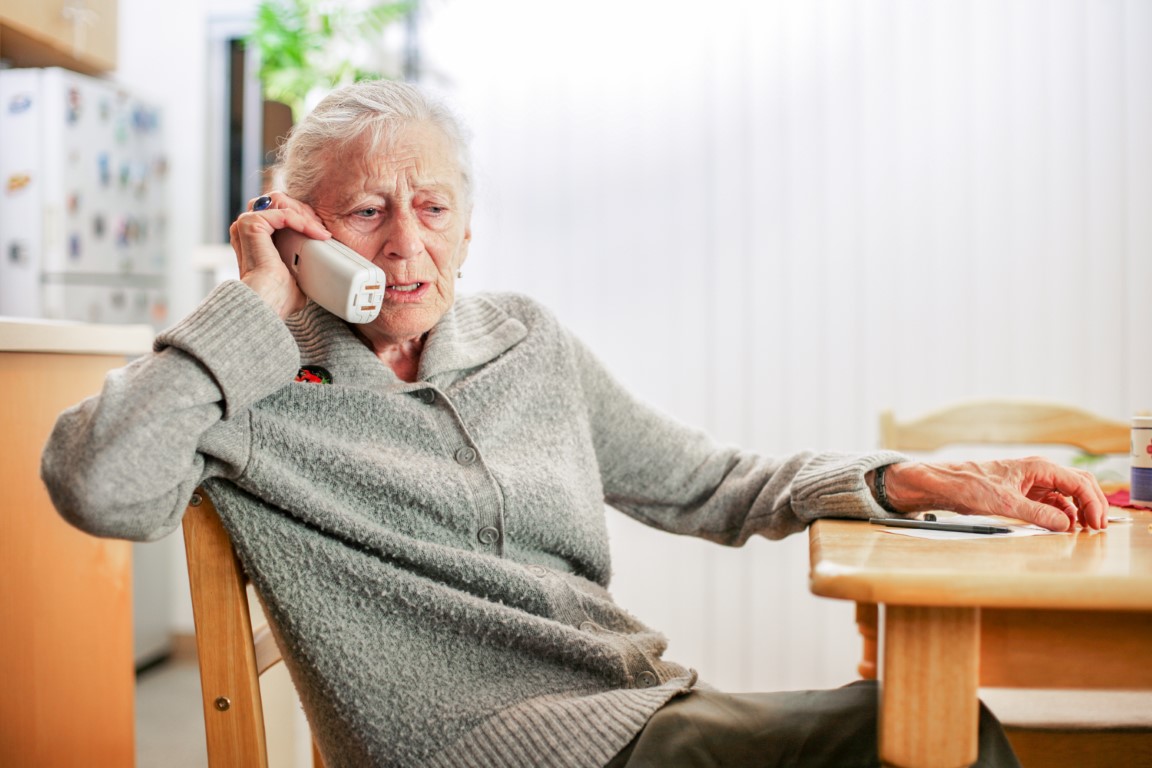 ZorgSaam op Acht stopt met telefoonlijn
