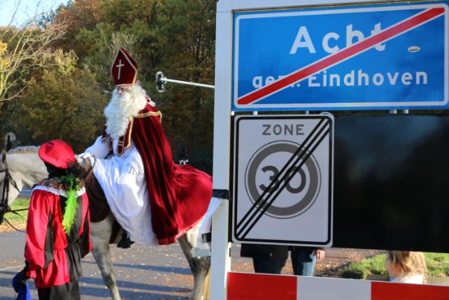 Sinterklaas komt naar Acht