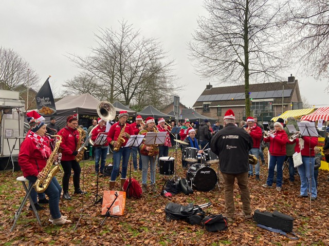 Terugblik Kerstmarkt op Acht