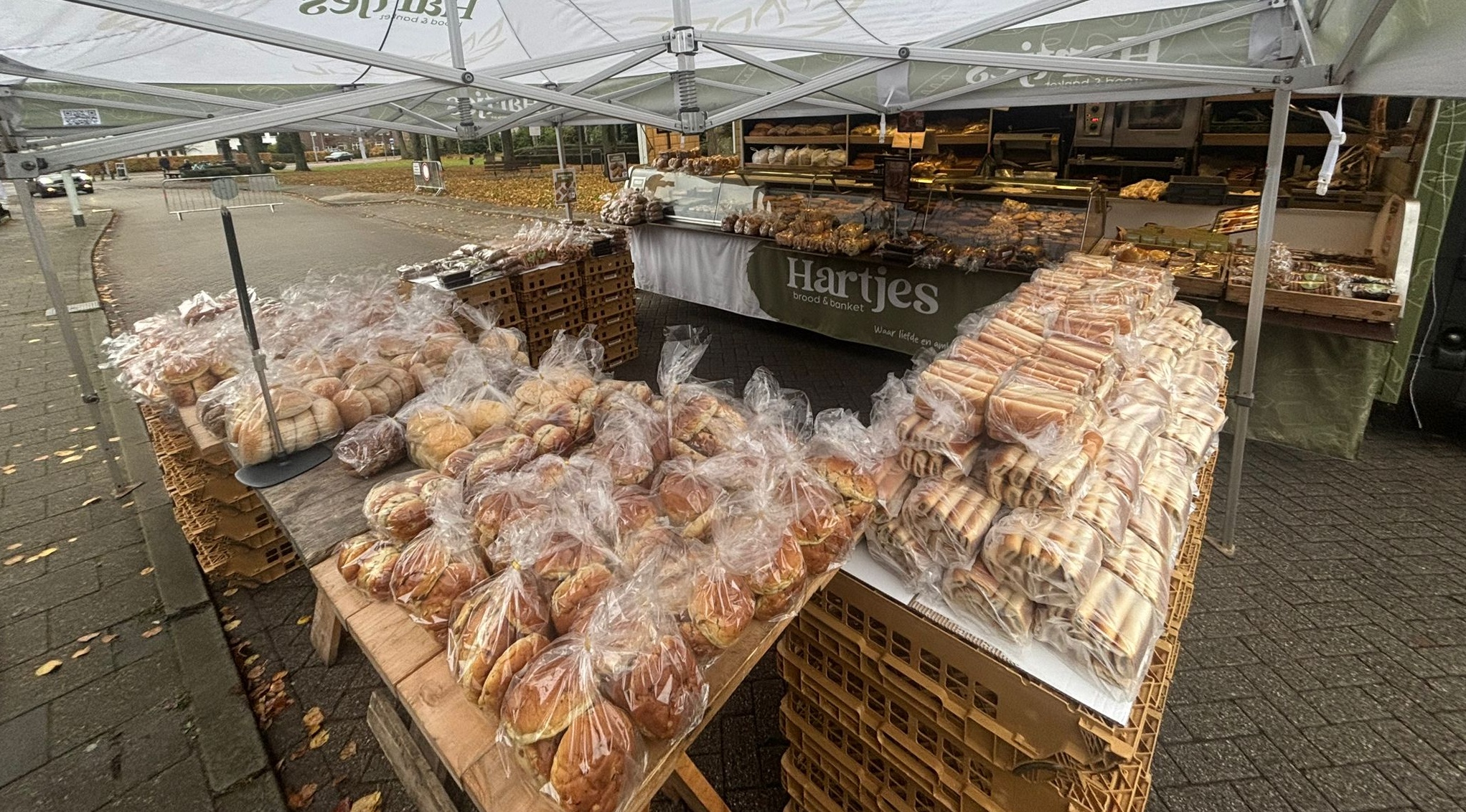 Hartjes brood & banket op de markt